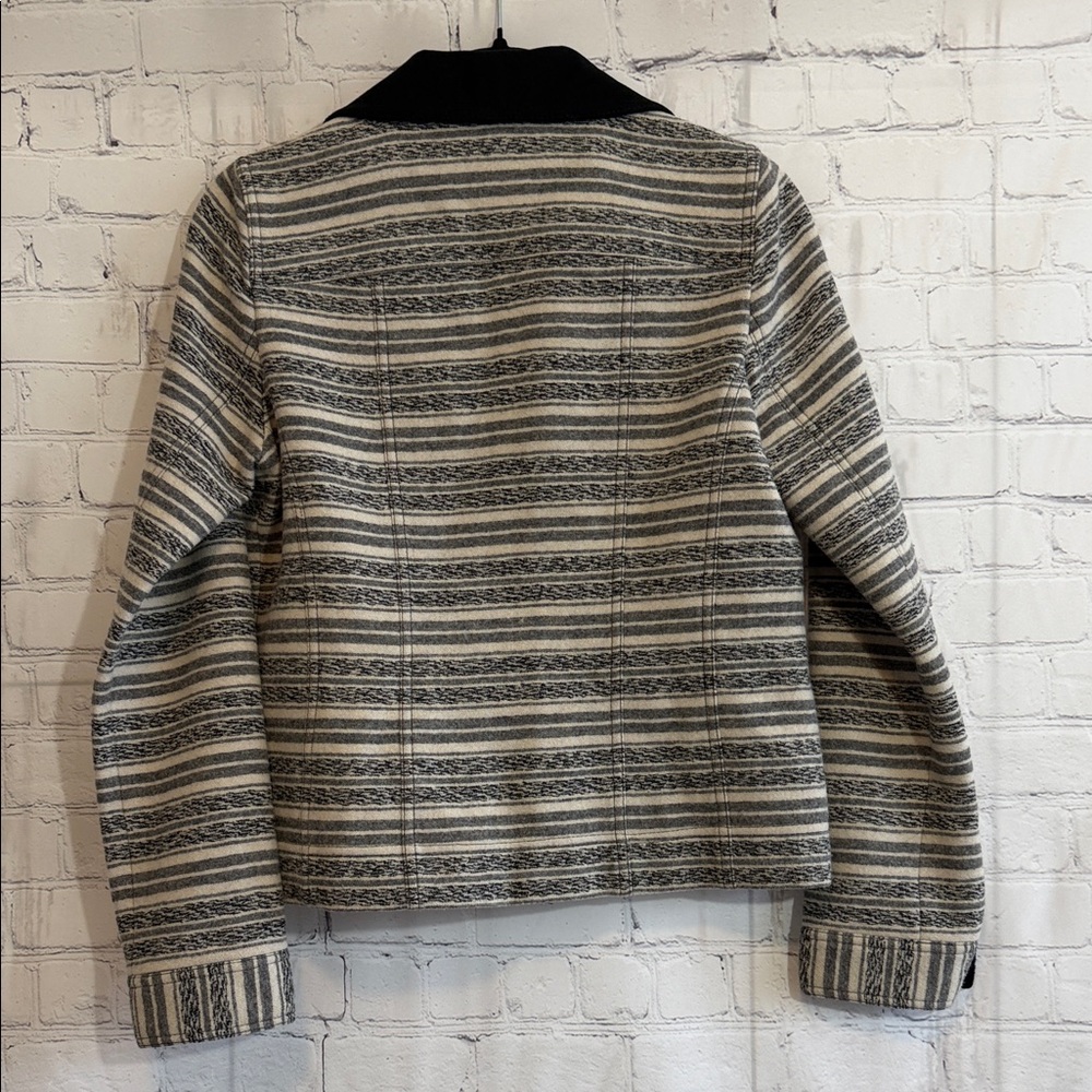 Vntg Pendleton Striped Black and Gray Jean Jacket 100% Virgin Wool Women Size M - Picture 7 of 8